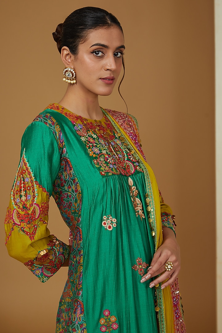 Green Cotton Silk Embroidered Gathered Kurta Set by Debyani at Pernia's Pop Up Shop