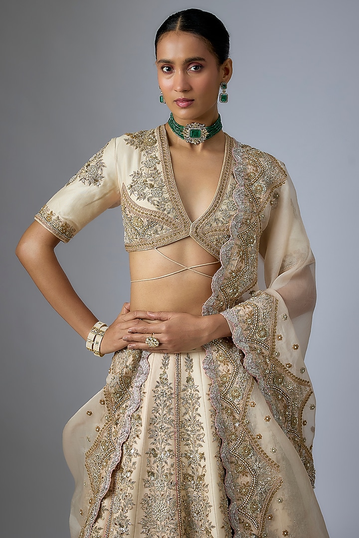 Powder Pink Silk Paisley Printed & Mukaish Embroidered Bridal Lehenga Set by Debyani at Pernia's Pop Up Shop