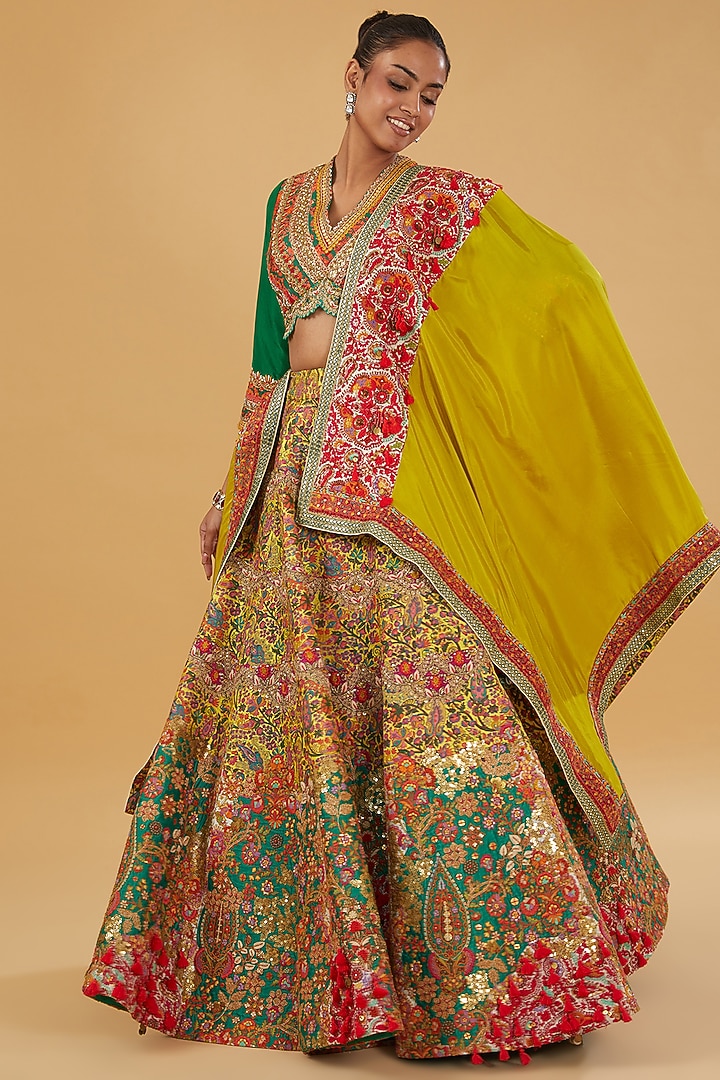Emerald Green Chanderi Silk Hand & Machine Embroidered Bridal Lehenga Set by Debyani at Pernia's Pop Up Shop