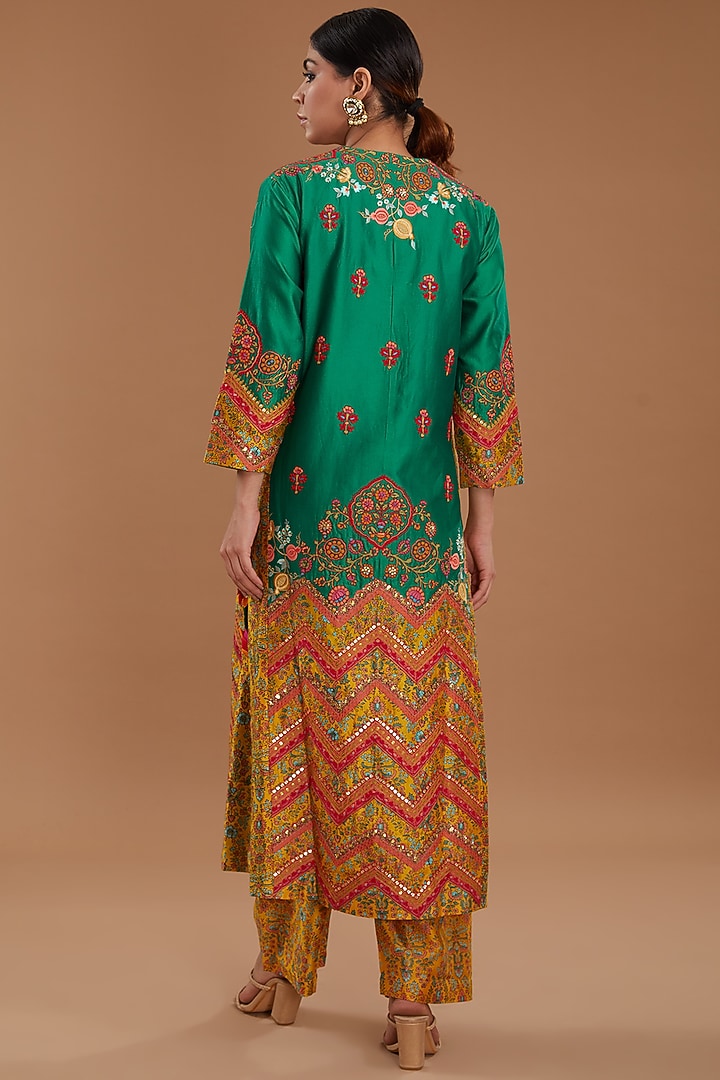 Green Chanderi Kurta Set by Debyani at Pernia's Pop Up Shop