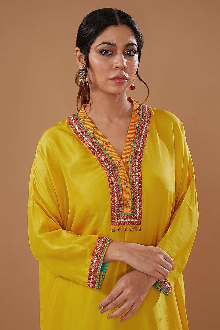 Yellow Silk Kurta Set by Debyani at Pernia's Pop Up Shop