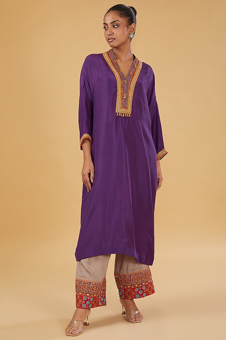 Purple Chanderi Silk Handwork Kaftan Kurta Set by Debyani at Pernia's Pop Up Shop