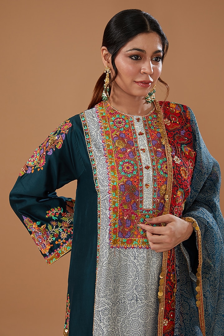 Blue Chanderi Embroidered Kurta Set by Debyani at Pernia's Pop Up Shop