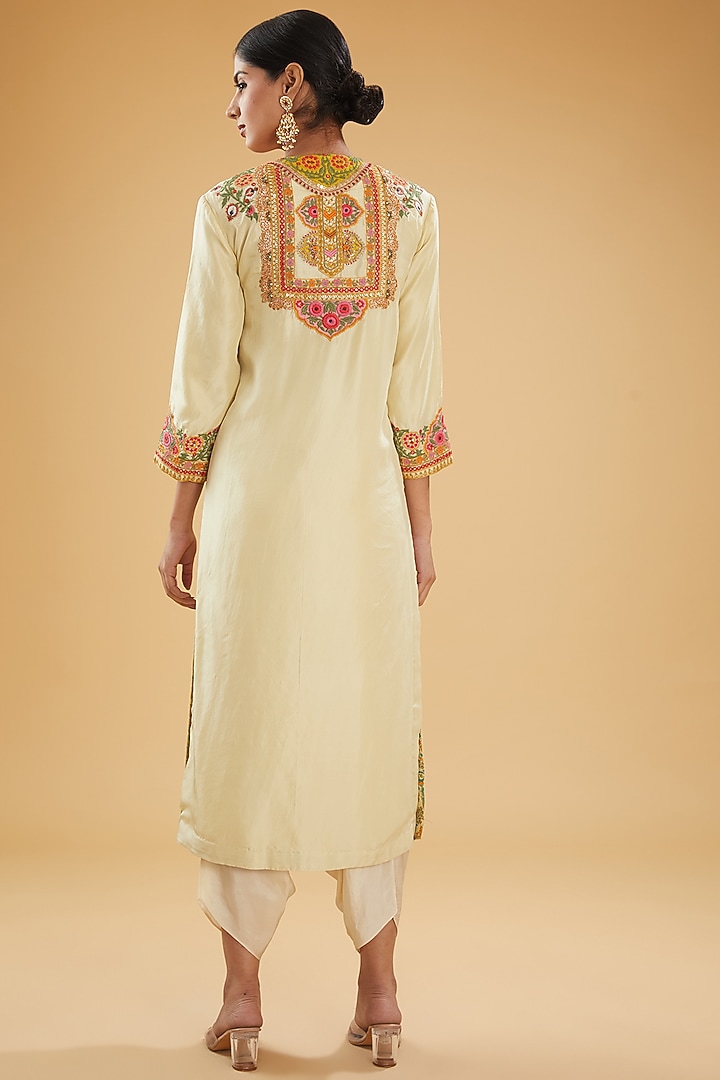 Cream Silk Patch Work Kurta Set by Debyani at Pernia's Pop Up Shop