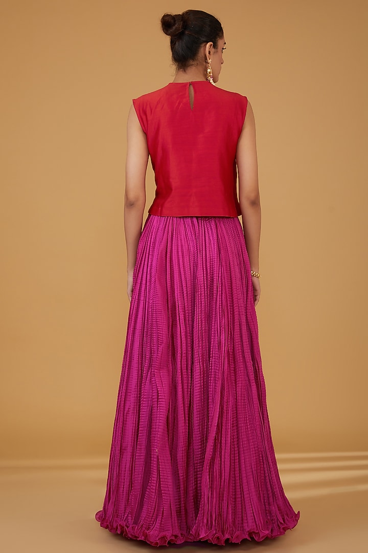 Magenta Chanderi Silk Crushed Skirt Set by Debyani at Pernia's Pop Up Shop