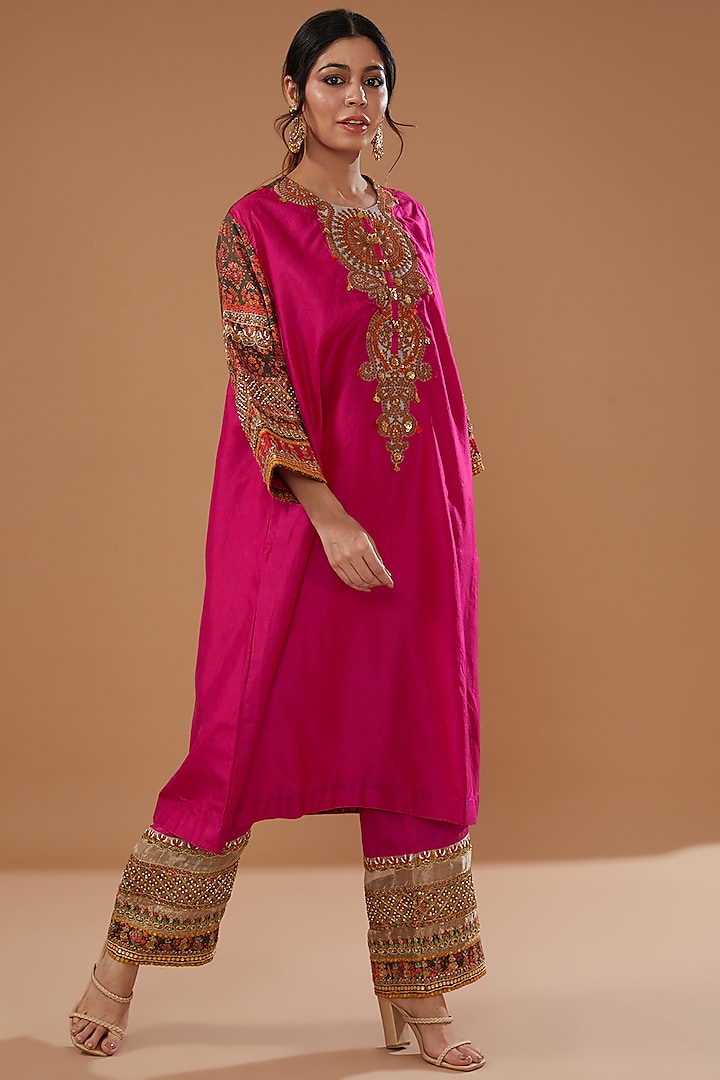 Magenta Silk Kurta Set by Debyani at Pernia's Pop Up Shop