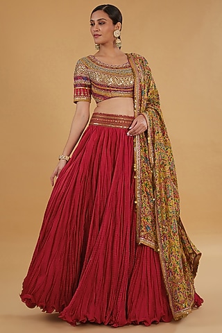 Red Chanderi Silk Crushed Lehenga Set by Debyani