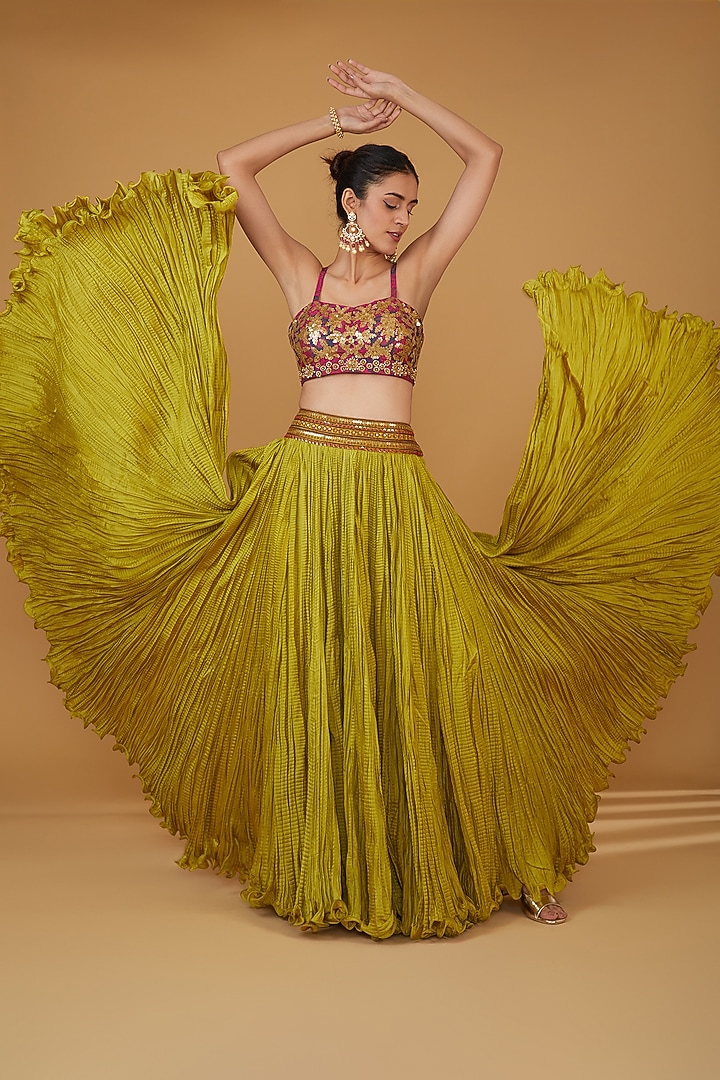 Rani Pink Chanderi Silk High-Low Cape Set by Debyani at Pernia's Pop Up Shop