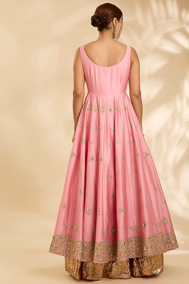 Blush Pink Chanderi Hand & Machine Embroidered Kalidar Bridal Anarkali Set by Debyani at Pernia's Pop Up Shop