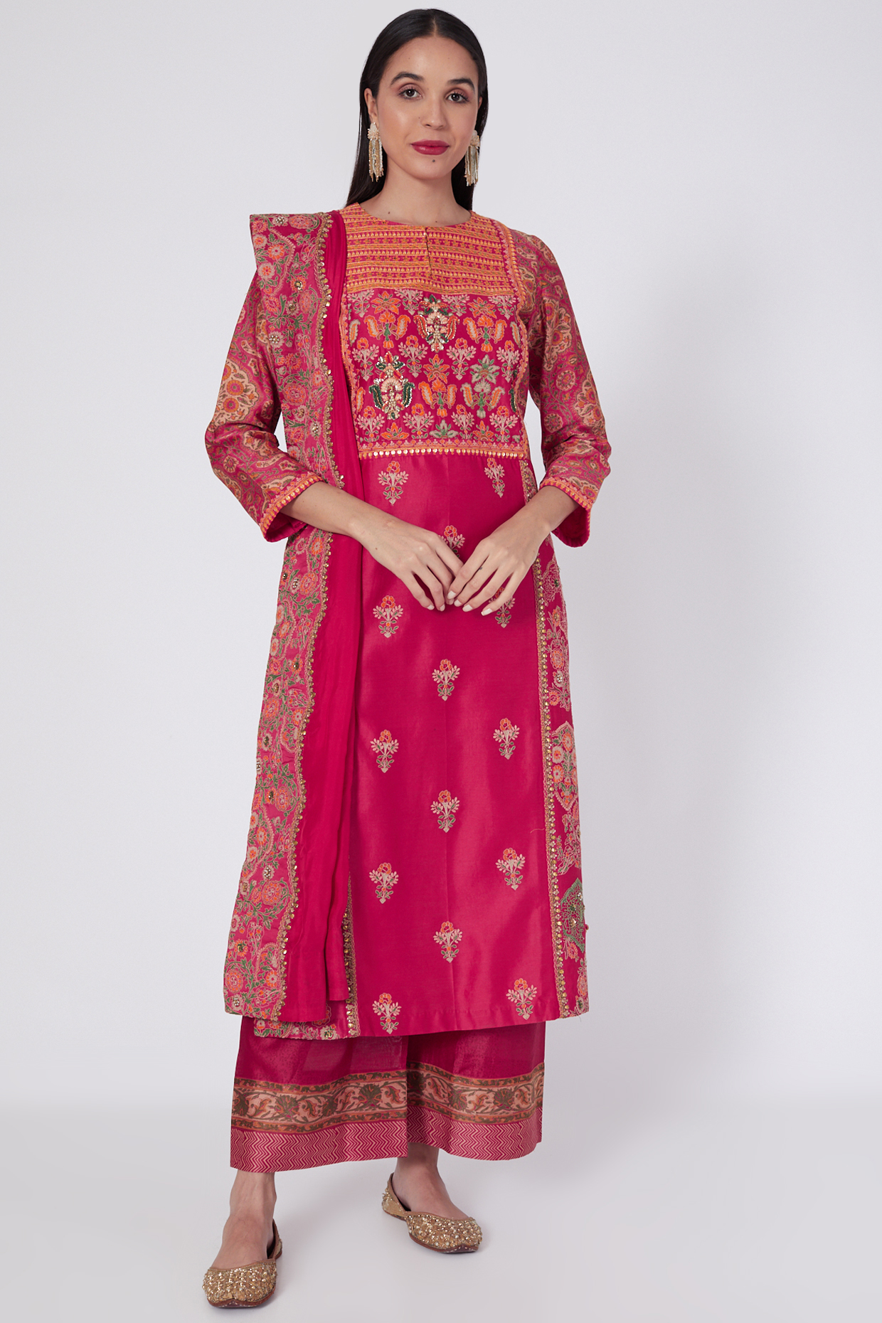 Magenta Printed Kurta Set by Debyani