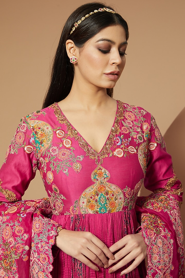 Magenta Crushed Chanderi Bridal Anarkali Set by Debyani at Pernia's Pop Up Shop