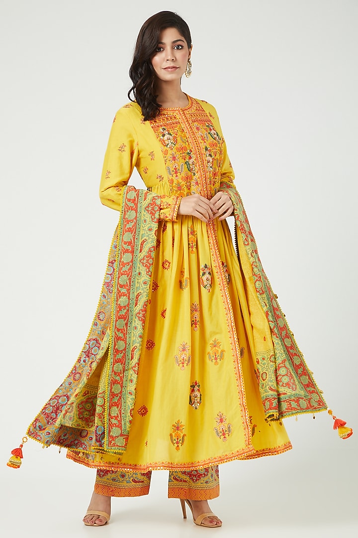 Mustard Chanderi Kurta Set by Debyani at Pernia's Pop Up Shop