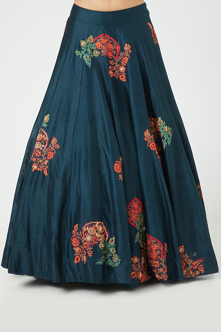 Navy Blue Chanderi & Organza Embroidered Wedding Lehenga Set by Debyani at Pernia's Pop Up Shop