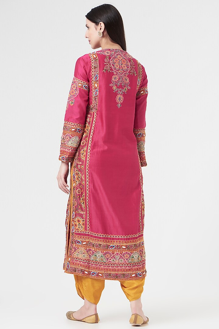 Magenta Habutai Silk Kurta Set by Debyani at Pernia's Pop Up Shop