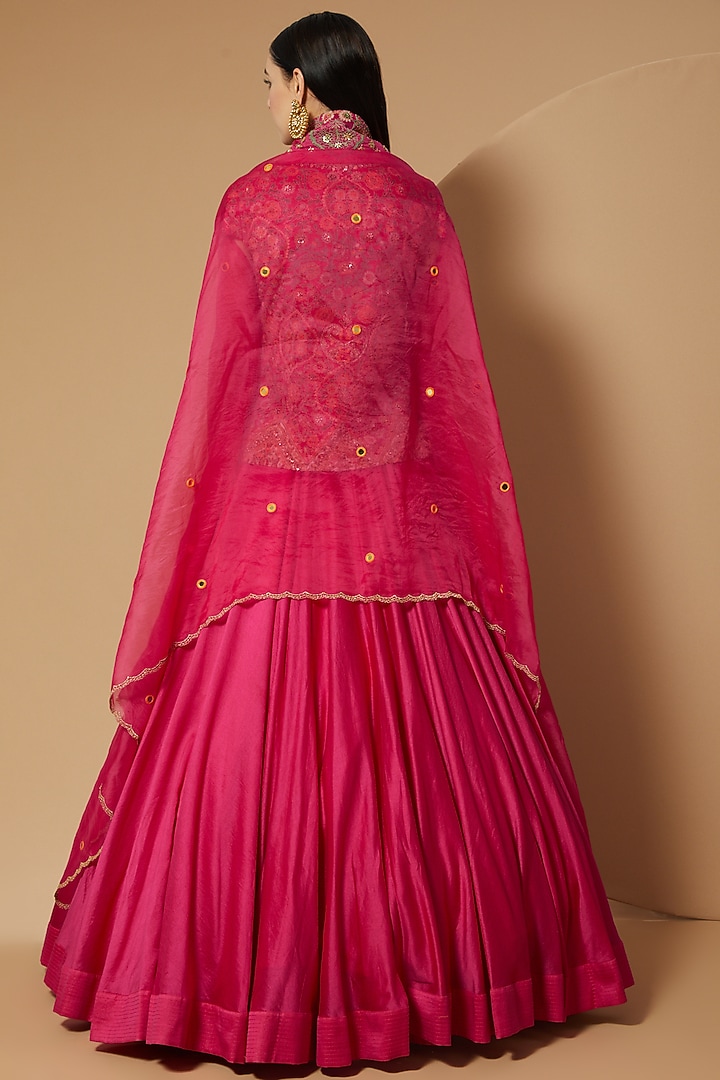 Magenta Chanderi & Raw Silk Skirt Set by Debyani at Pernia's Pop Up Shop