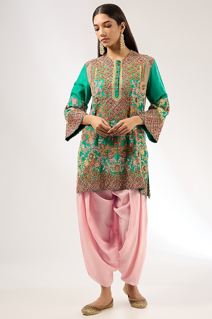 Green Silk Hand & Machine Embroidered Kurta Set by Debyani at Pernia's Pop Up Shop