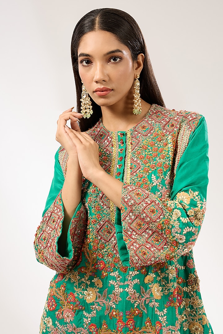 Green Silk Hand & Machine Embroidered Kurta Set by Debyani at Pernia's Pop Up Shop