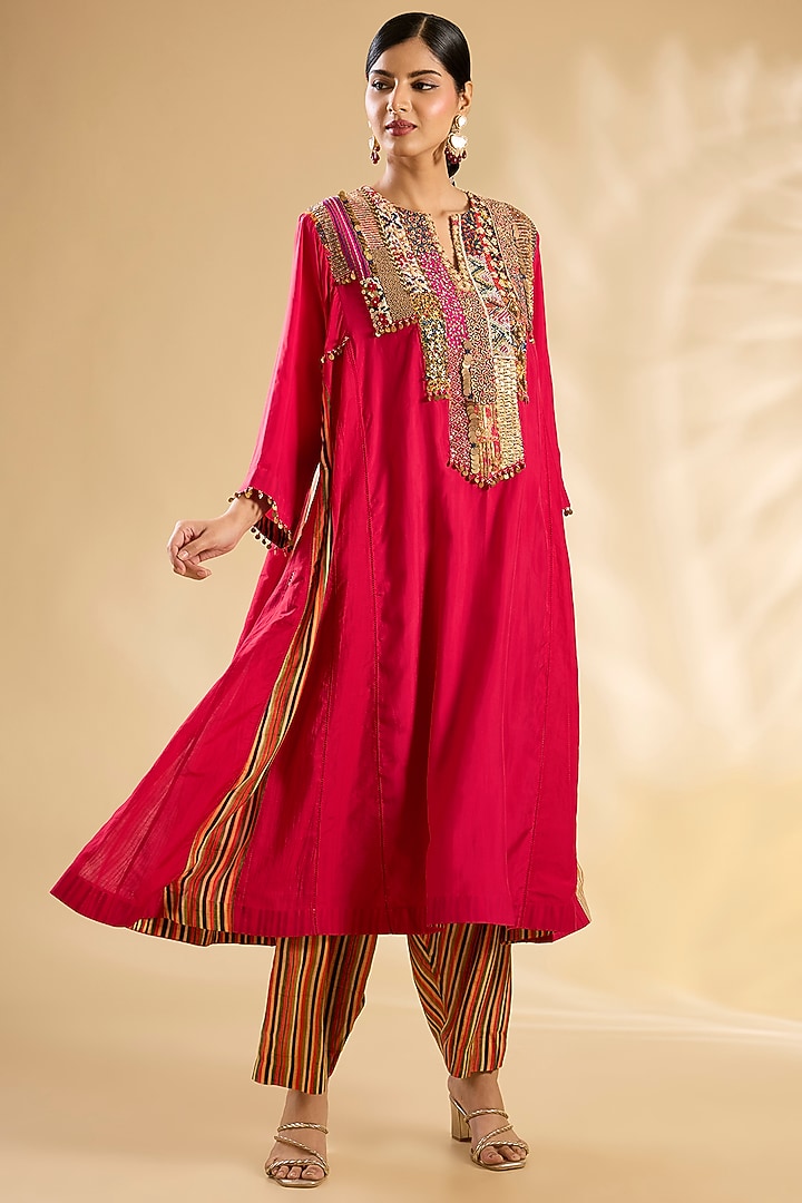 Red Silk Hand Embroidered Kurta Set by Debyani at Pernia's Pop Up Shop
