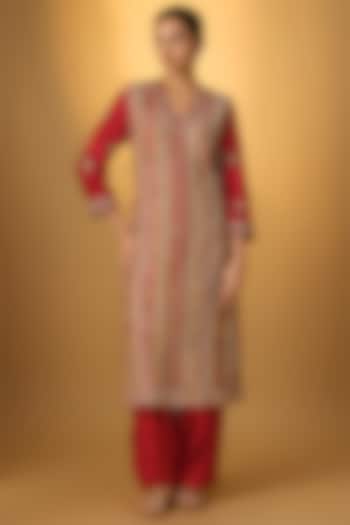 Red Silk Floral Printed & Hand Embroidered Kurta Set by Debyani at Pernia's Pop Up Shop