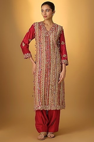 Red Silk Floral Printed & Hand Embroidered Kurta Set by Debyani