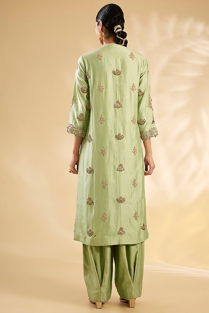Pista Green Floral Printed & Hand Embroidered Kurta Set by Debyani at Pernia's Pop Up Shop