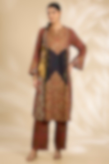 Navy Blue Silk Hand & Machine Embroidered Kurta Set by Debyani at Pernia's Pop Up Shop