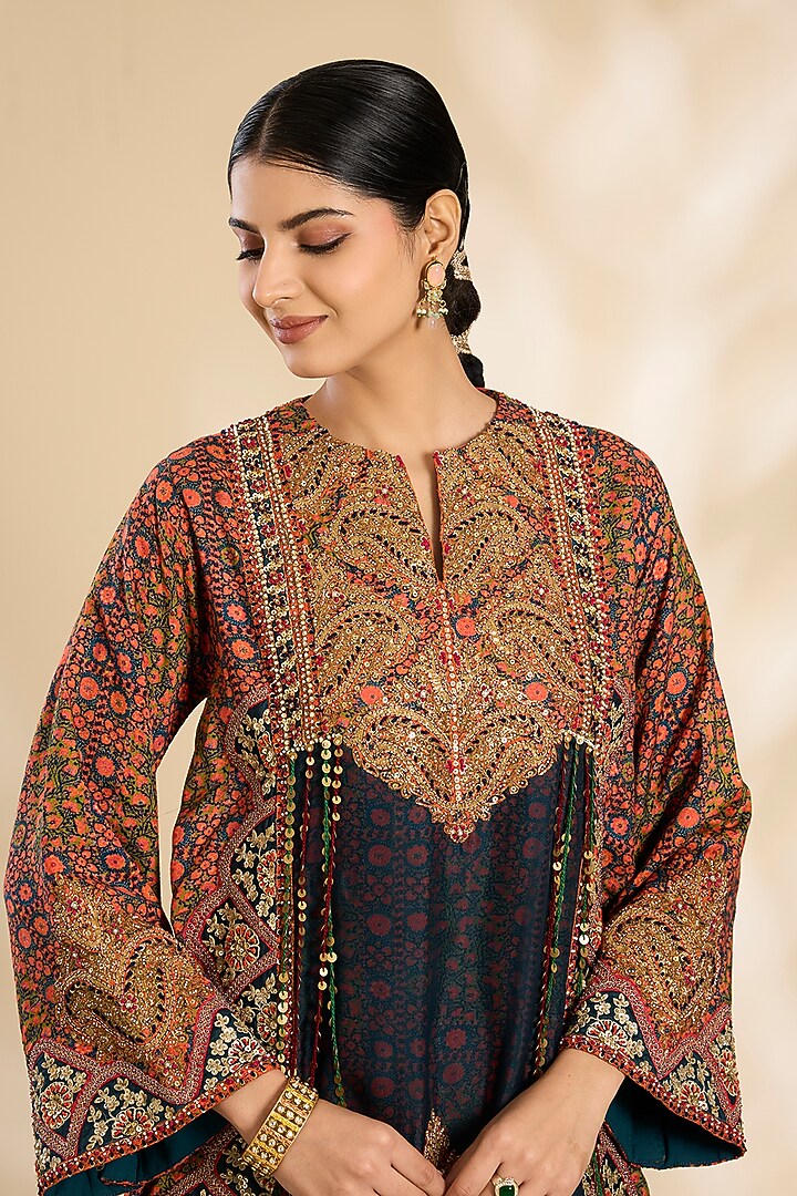 Navy Blue Silk Hand & Machine Embroidered Kurta Set by Debyani at Pernia's Pop Up Shop
