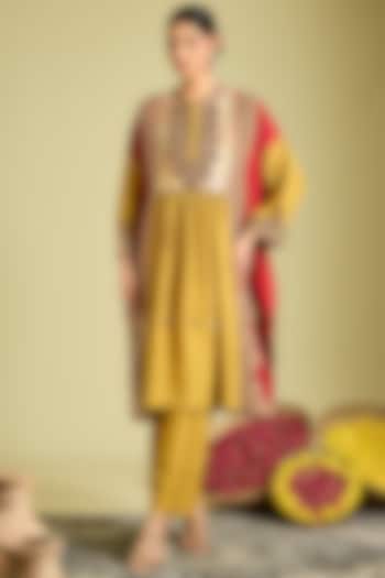 Mustard Silk Hand & Machine Embroidered Kaftan Set by Debyani at Pernia's Pop Up Shop
