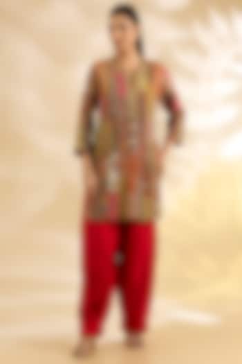 Multi-Colored Silk Floral Printed & Embroidered Boho Kurta Set by Debyani at Pernia's Pop Up Shop