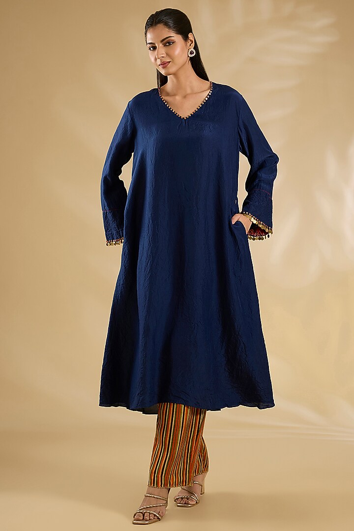 Navy Silk Printed & Embroidered Kurta Set by Debyani at Pernia's Pop Up Shop