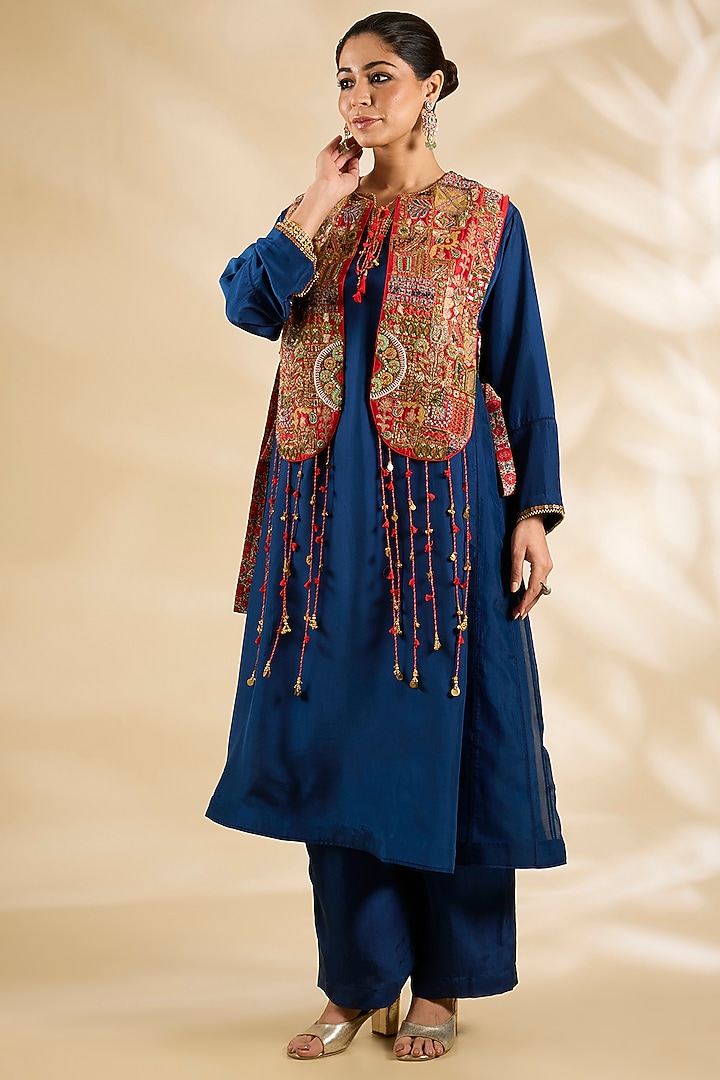 Navy Blue Silk Embroidered Jacket Kurta Set by Debyani at Pernia's Pop Up Shop