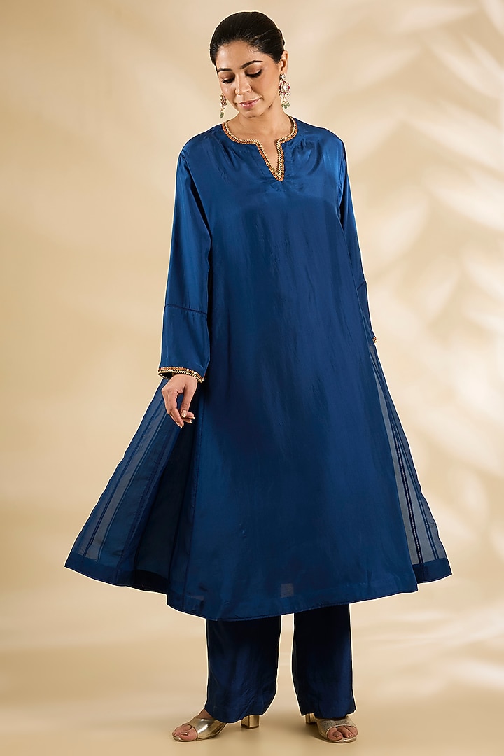 Navy Blue Silk Embroidered Jacket Kurta Set by Debyani at Pernia's Pop Up Shop
