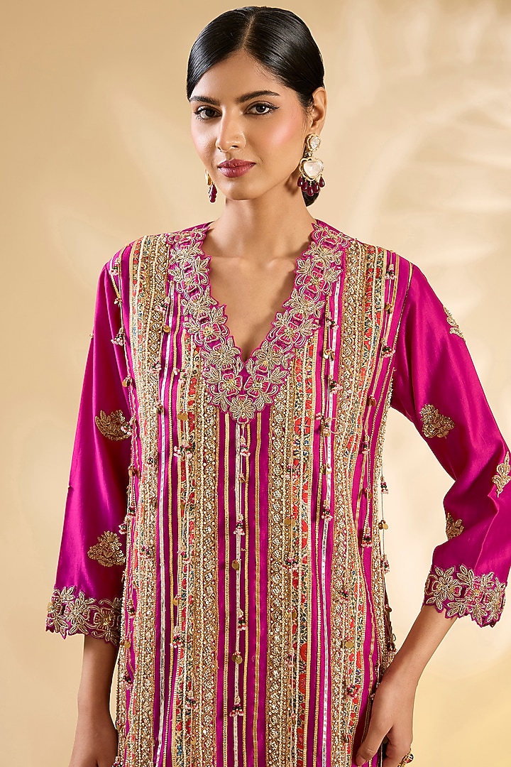 Rani Pink Silk Floral Printed & Hand Embroidered Kurta Set by Debyani at Pernia's Pop Up Shop