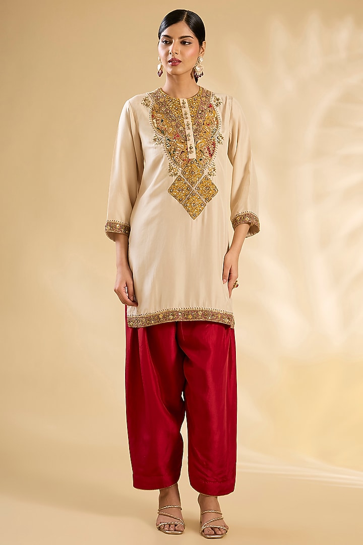 Red Silk Abstract Printed & Hand Embroidered Kurta Set by Debyani at Pernia's Pop Up Shop