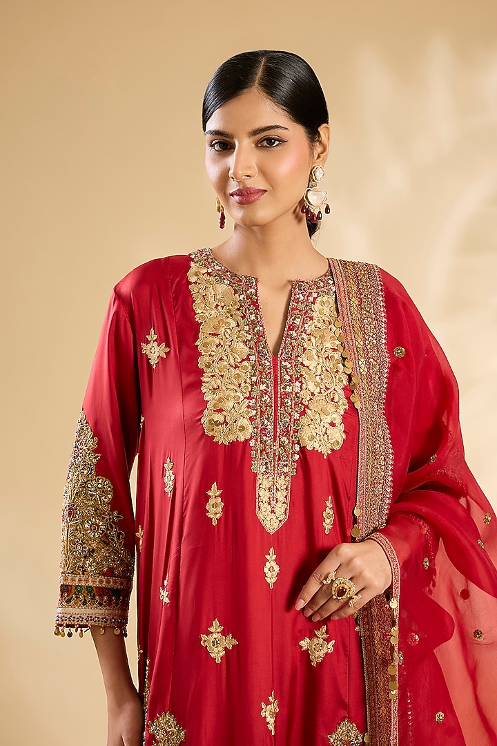 Red Silk Hand & Machine Embroidered Kurta Set by Debyani at Pernia's Pop Up Shop