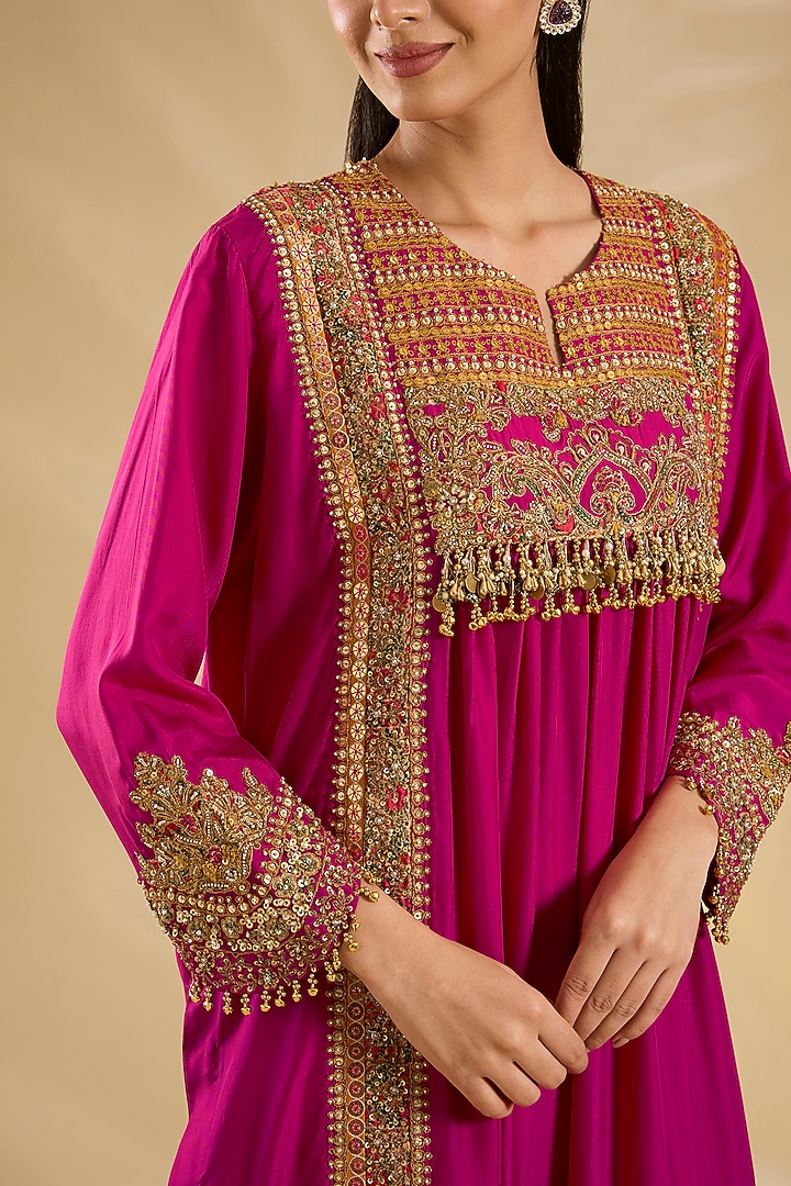 Magenta Silk Hand & Machine Embroidered Kurta Set by Debyani at Pernia's Pop Up Shop
