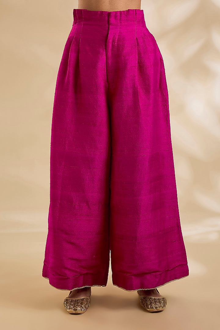 Magenta Silk Hand & Machine Embroidered Kurta Set by Debyani at Pernia's Pop Up Shop