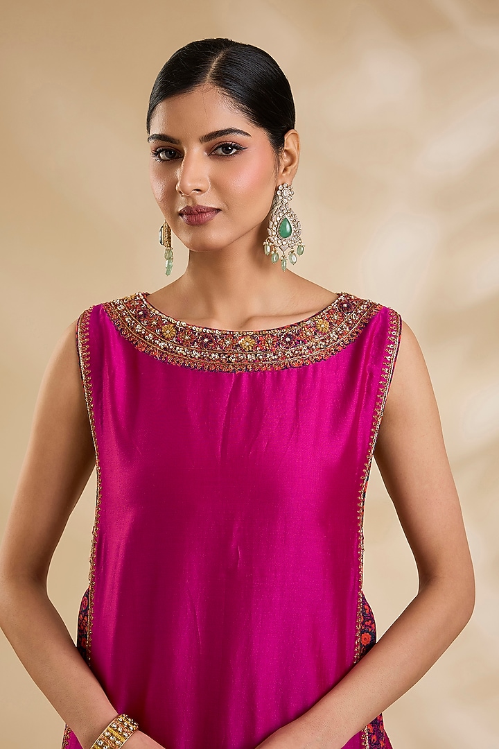 Magenta Silk Hand & Machine Embroidered Kurta Set by Debyani at Pernia's Pop Up Shop