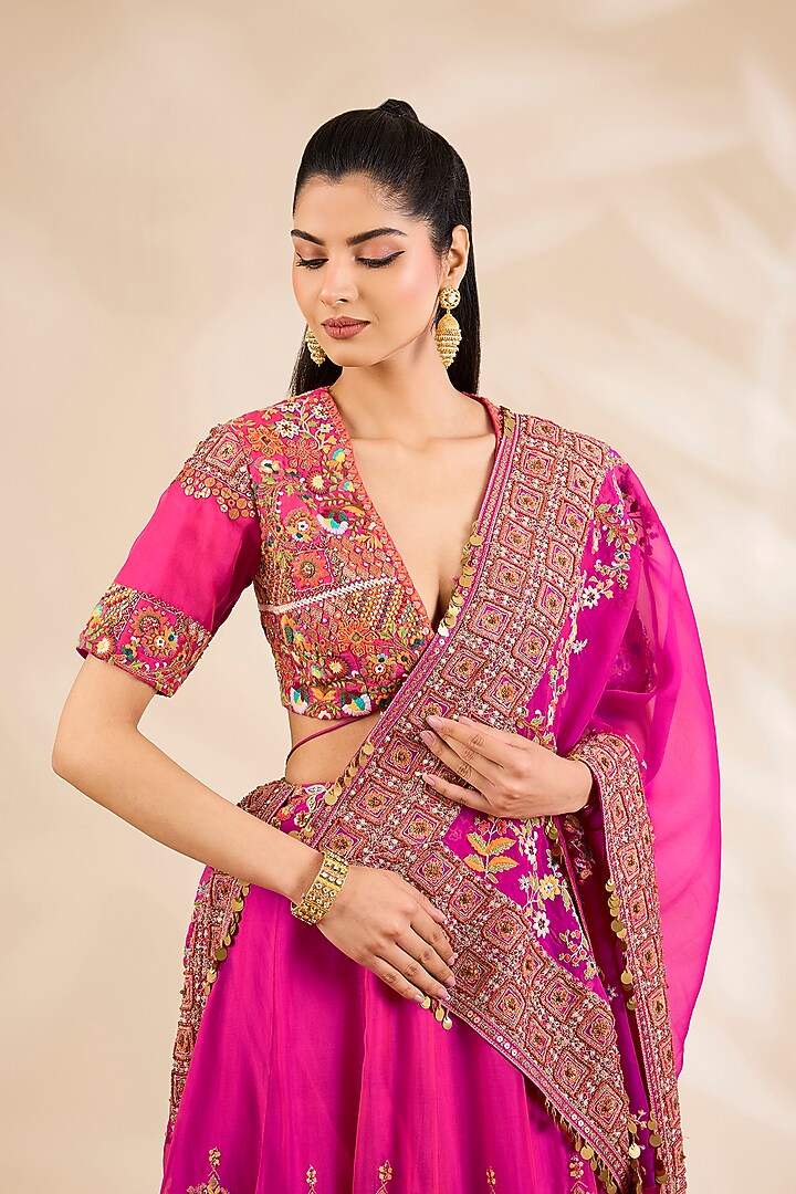 Rani Pink Organza Embroidered & Printed Bridal Lehenga Set by Debyani at Pernia's Pop Up Shop