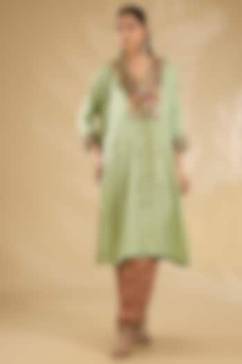 Pista Green Silk Hand & Machine Embroidered Kaftan Set by Debyani at Pernia's Pop Up Shop