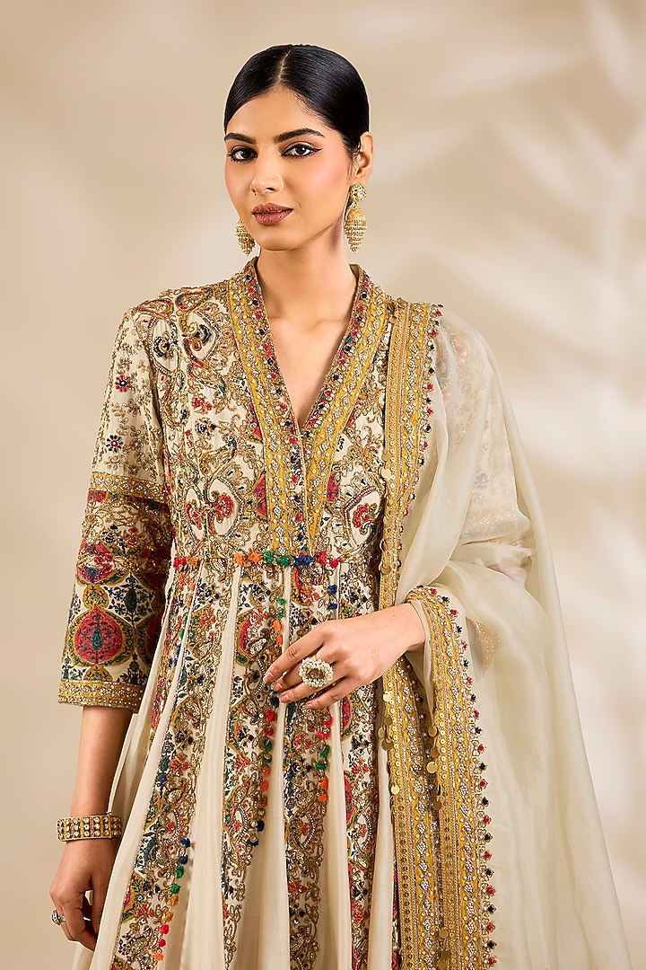 Ivory Chanderi Hand & Machine Embroidered Bridal Anarkali Set by Debyani at Pernia's Pop Up Shop