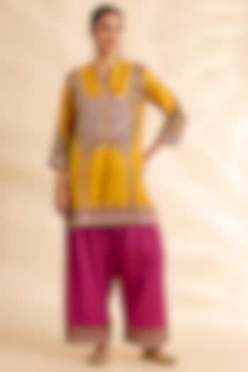 Mustard Silk & Raw Silk Embroidered Kurta Set by Debyani at Pernia's Pop Up Shop