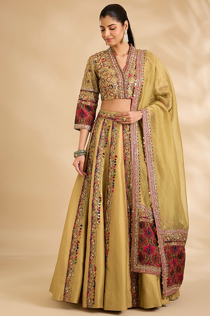 Samina Green Chanderi Hand Embroidered Bridal Lehenga Set by Debyani at Pernia's Pop Up Shop