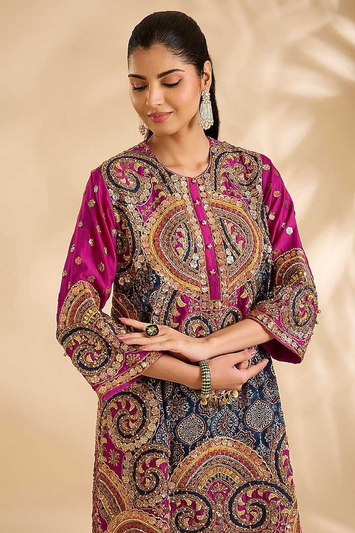 Magenta Chanderi Hand Embroidered Kurta Set by Debyani at Pernia's Pop Up Shop