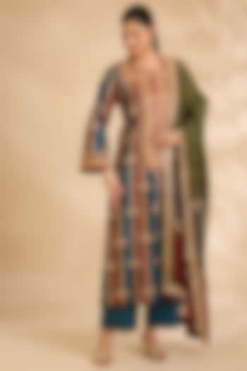 Blue Chanderi Hand Embroidered Kurta Set by Debyani at Pernia's Pop Up Shop