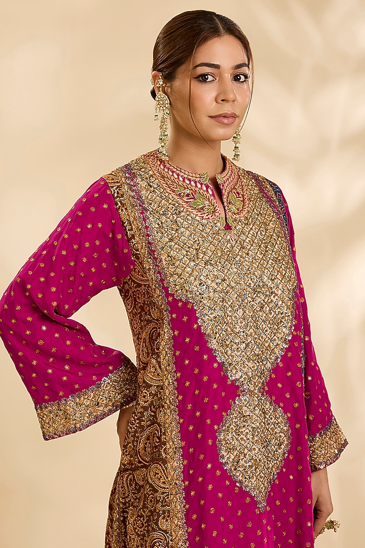 Magenta Silk Hand & Machine Embroidered Kurta Set by Debyani at Pernia's Pop Up Shop