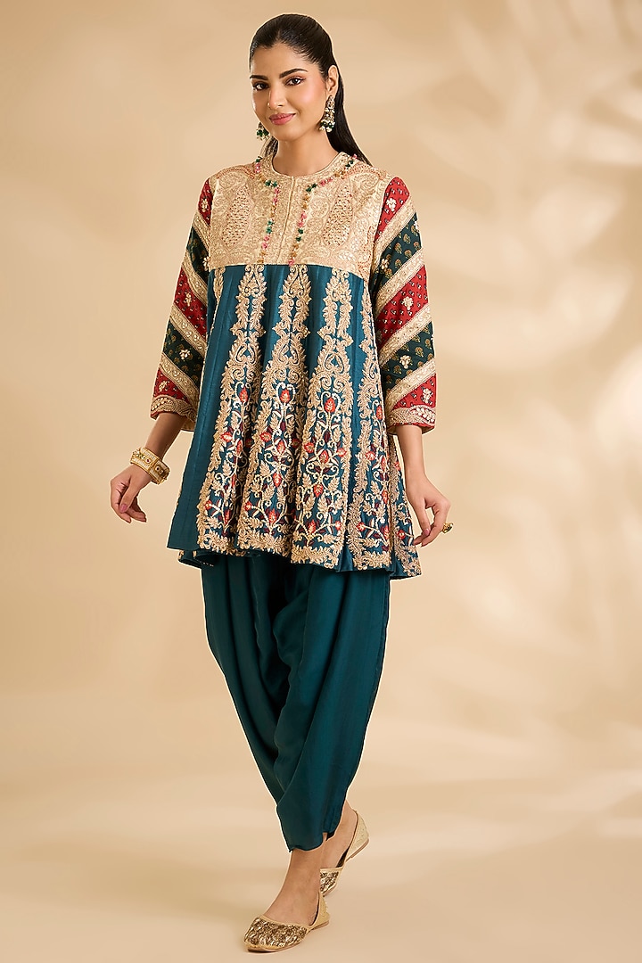 Blue Chanderi Hand Embroidered Flared Kurta Set by Debyani at Pernia's Pop Up Shop