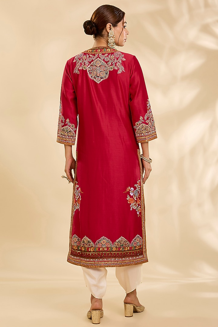 Red Chanderi Hand & Machine Embroidered Kurta Set by Debyani at Pernia's Pop Up Shop