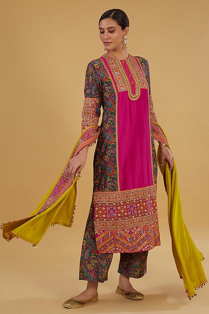 Red Rani Chanderi Silk Hand & Machine Embroidered Kurta Set by Debyani at Pernia's Pop Up Shop