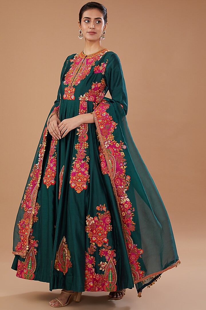Green Chanderi Boota Embroidered Bridal Anarkali Set by Debyani at Pernia's Pop Up Shop